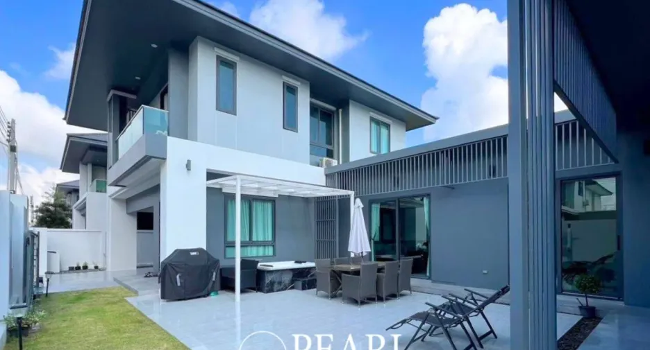 For sale 3 bedrooms house in Bang Lamung, Chonburi