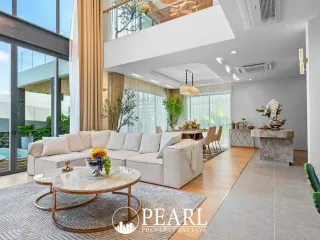 Haus zum Kauf mit 5 Zimmer in Bang Lamung, Chonburi