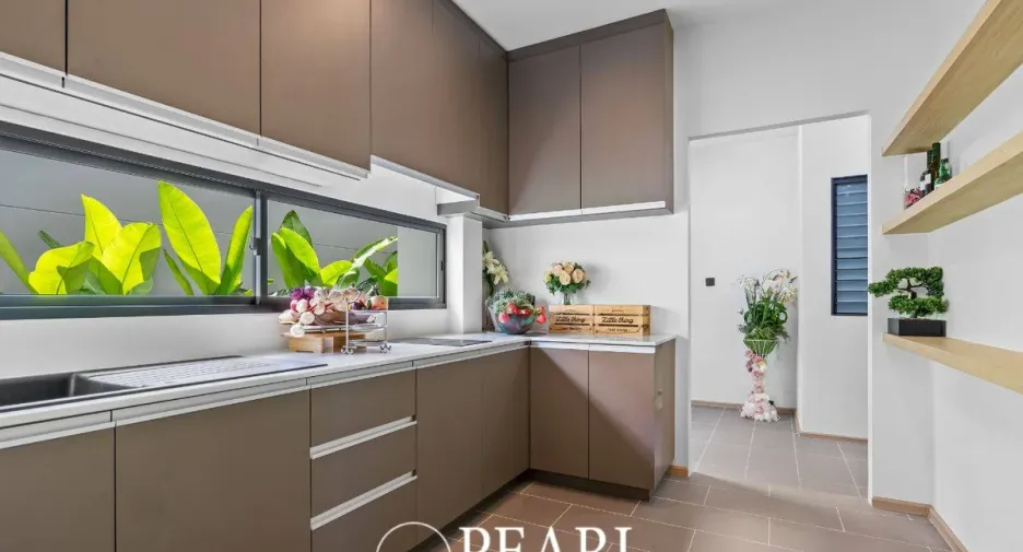 Haus zum Kauf mit 5 Zimmer in Bang Lamung, Chonburi