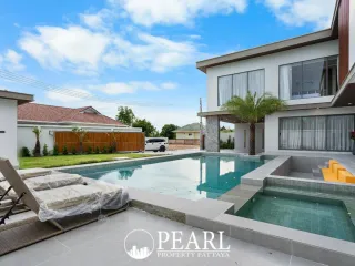 For sale 7 bedrooms house in Bang Lamung, Chonburi