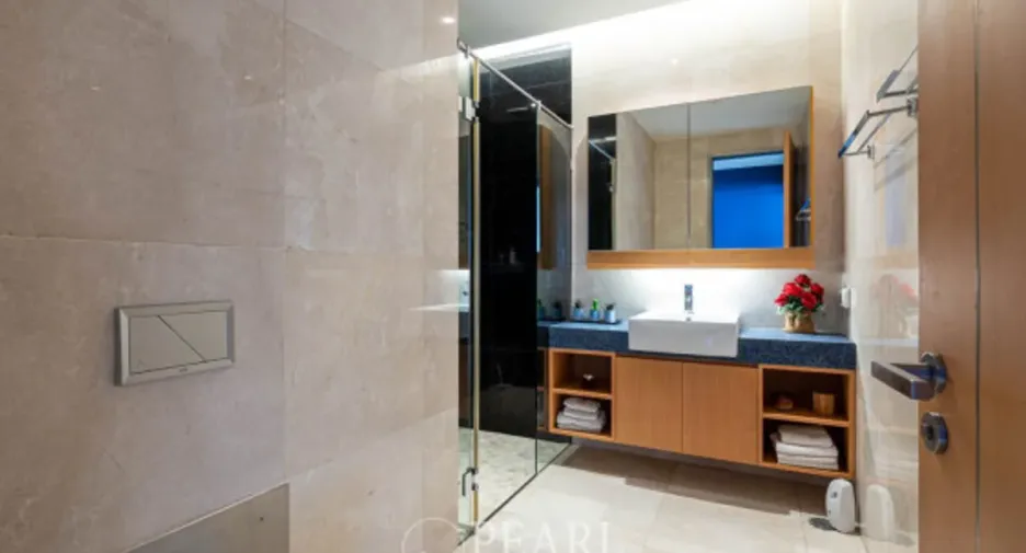 For sale 3 bedrooms condo in Bang Lamung, Chonburi