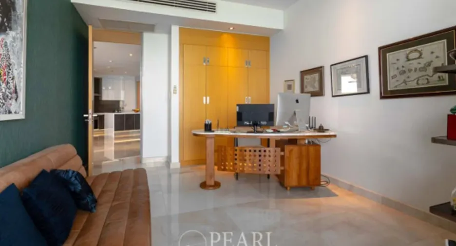 For sale 3 bedrooms condo in Bang Lamung, Chonburi