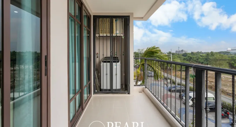 For rent and for sale 2 bedrooms condo in Bang Lamung, Chonburi