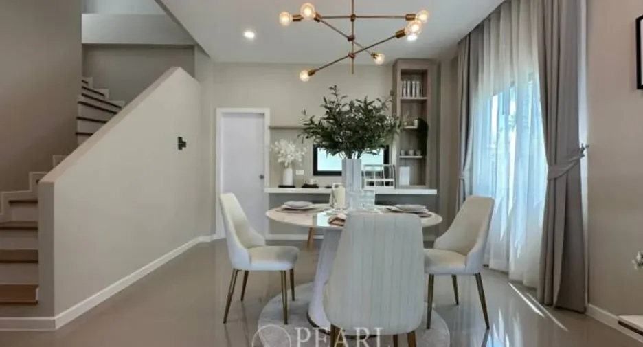 Haus zum Kauf mit 3 Zimmer in Bang Lamung, Chonburi