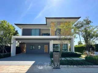 For sale 4 ベッドルーム house in Bang Lamung, Chonburi