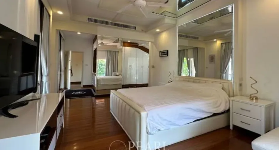 For sale 3 bedrooms house in Bang Lamung, Chonburi