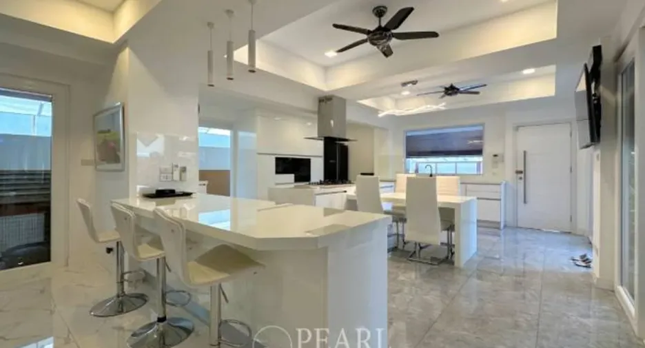 For sale 3 bedrooms house in Bang Lamung, Chonburi