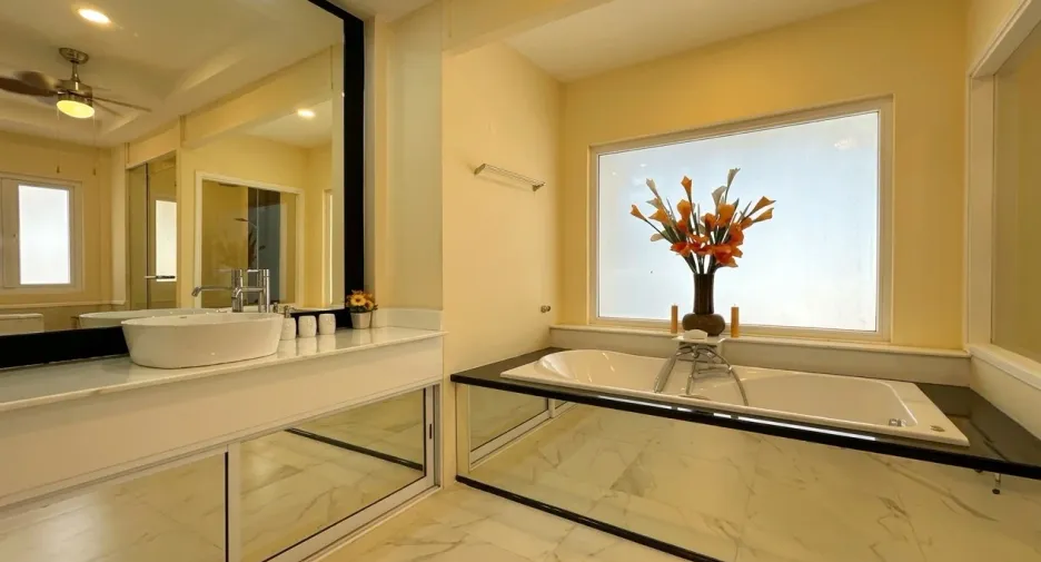 For sale 3 bedrooms house in Bang Lamung, Chonburi