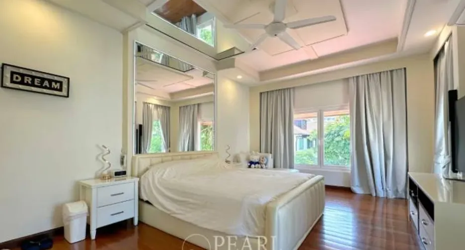 For sale 3 bedrooms house in Bang Lamung, Chonburi