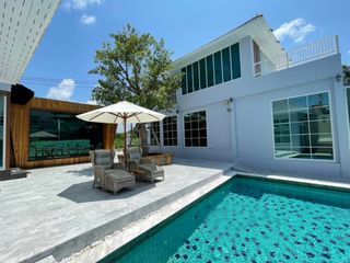 Haus zum Kauf mit 10 Zimmer in Na Jomtien, Pattaya