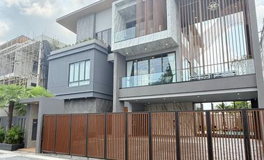 À vendre 5 chambres maison à Bang Lamung, Chonburi