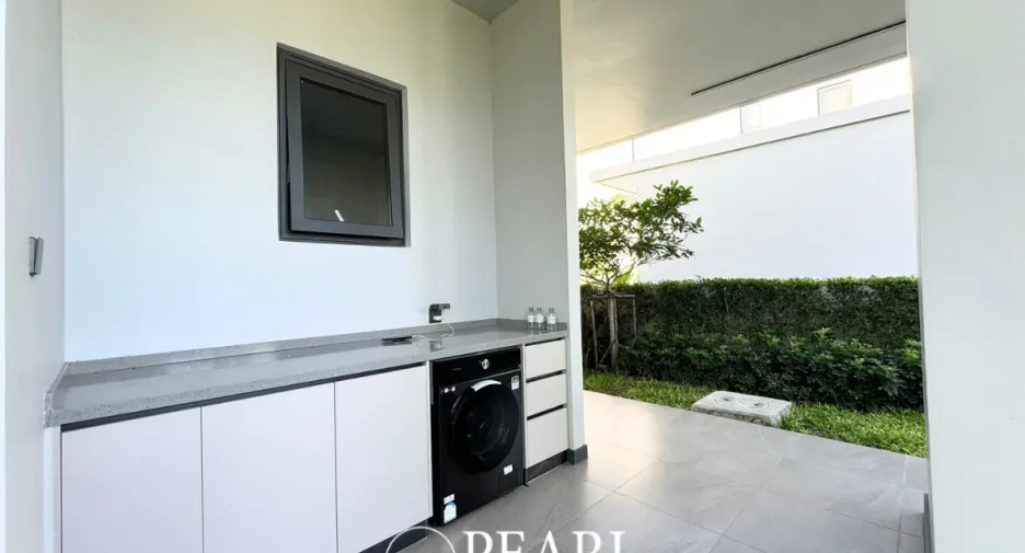 For sale 4 ベッドルーム house in Bang Lamung, Chonburi