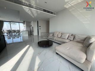 For rent 4 bedrooms condo in Bang Kho Laem, Bangkok