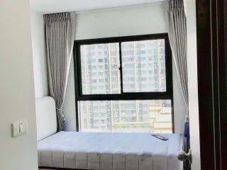 For sale 2 bedrooms condo in Bang Phlat, Bangkok