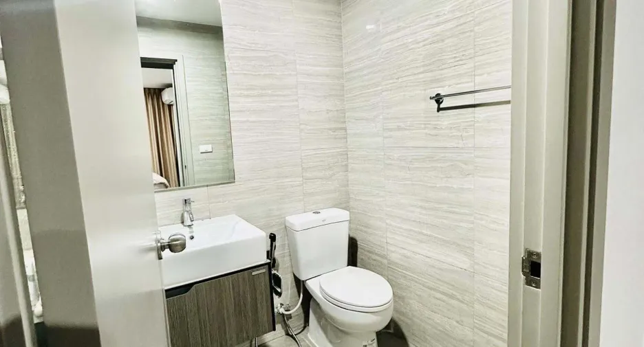 Wohnung zum Kauf mit 2 Zimmer in Bang Phlat, Bangkok