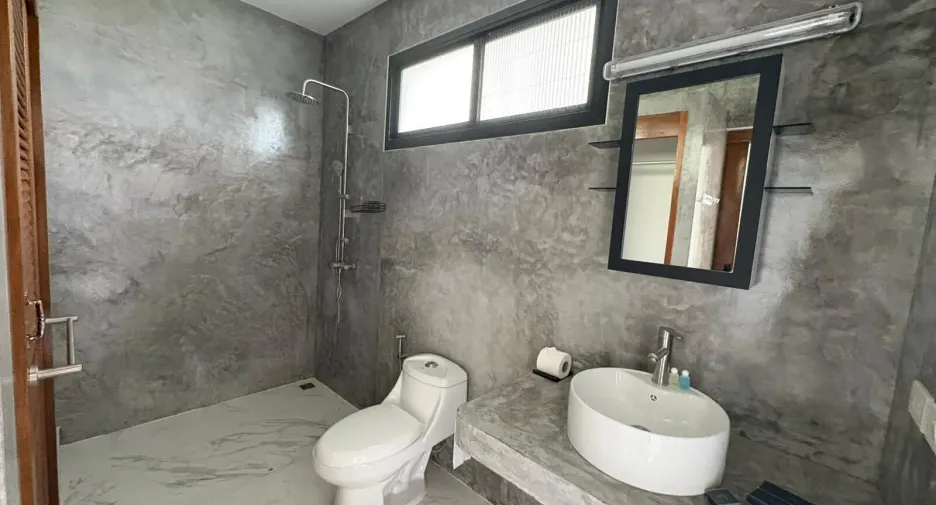 For sale 2 bedrooms apartment in Ko Samui, Surat Thani
