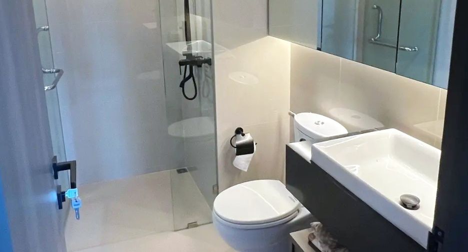 Wohnung zur Miete mit 2 Zimmer in Watthana, Bangkok