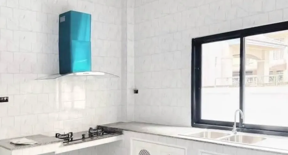 For sale 3 bedrooms house in Mueang Surat Thani, Surat Thani