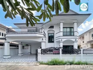 For sale 3 bedrooms house in Mueang Surat Thani, Surat Thani