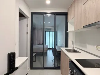 For rent 1 Beds condo in Phaya Thai, Bangkok