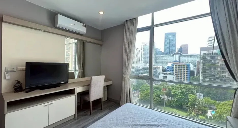 For rent 2 bedrooms condo in Watthana, Bangkok