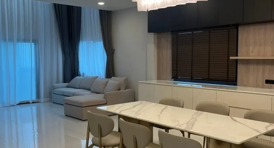 For rent 4 bedrooms house in Bang Phli, Samut Prakan