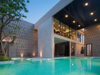 For rent 4 bedrooms house in Saphan Sung, Bangkok