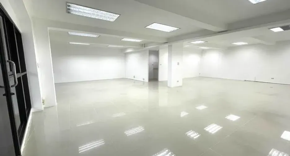 For rent office in Watthana, Bangkok