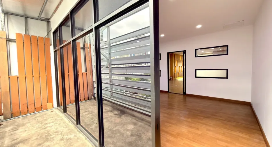 For rent office in Watthana, Bangkok