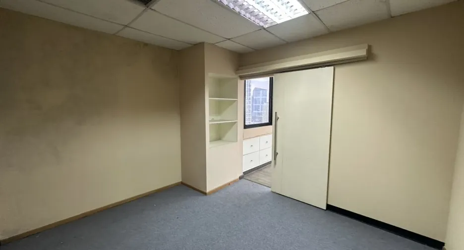 Büro zur Miete in Bang Rak, Bangkok