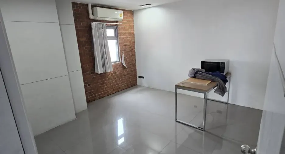 Büro zur Miete in Watthana, Bangkok