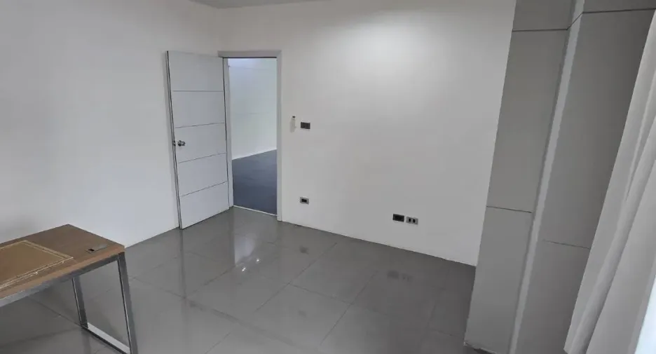 Büro zur Miete in Watthana, Bangkok
