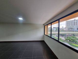 出租 6 卧室 商业空间 在 Bang Lamung, Chon Buri