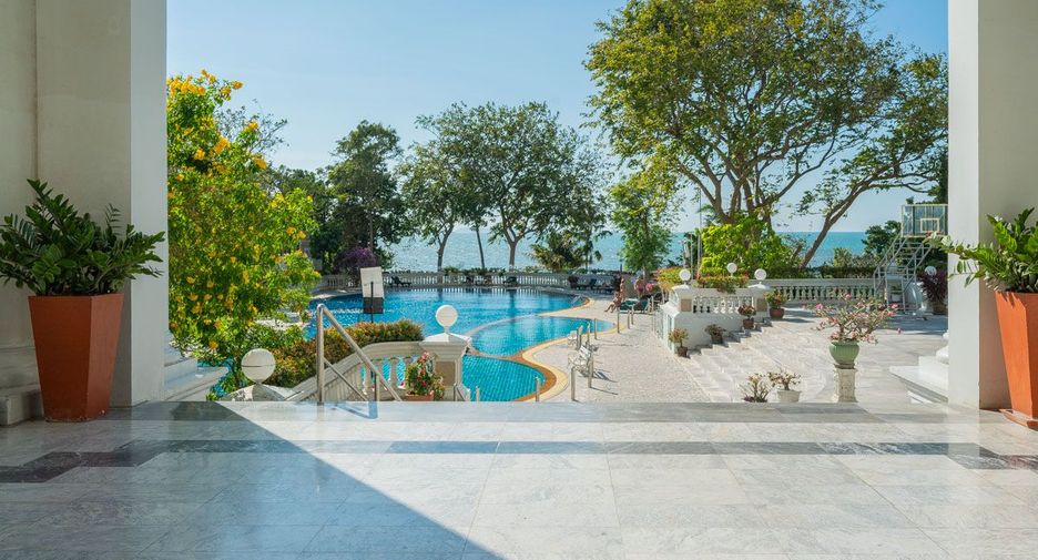 For sale 1 bed condo in Bang Lamung, Chonburi