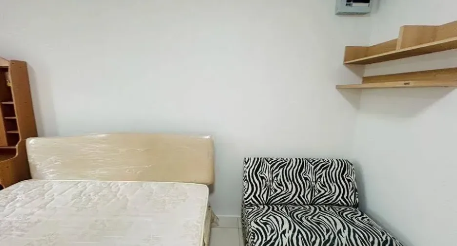 For rent studio condo in Huai Khwang, Bangkok