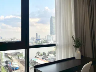 Wohnung zur Miete mit 1 Zimmer in Khlong San, Bangkok