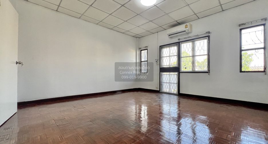 Reihenhaus zum Kauf mit 3 Zimmer in Bang Khen, Bangkok