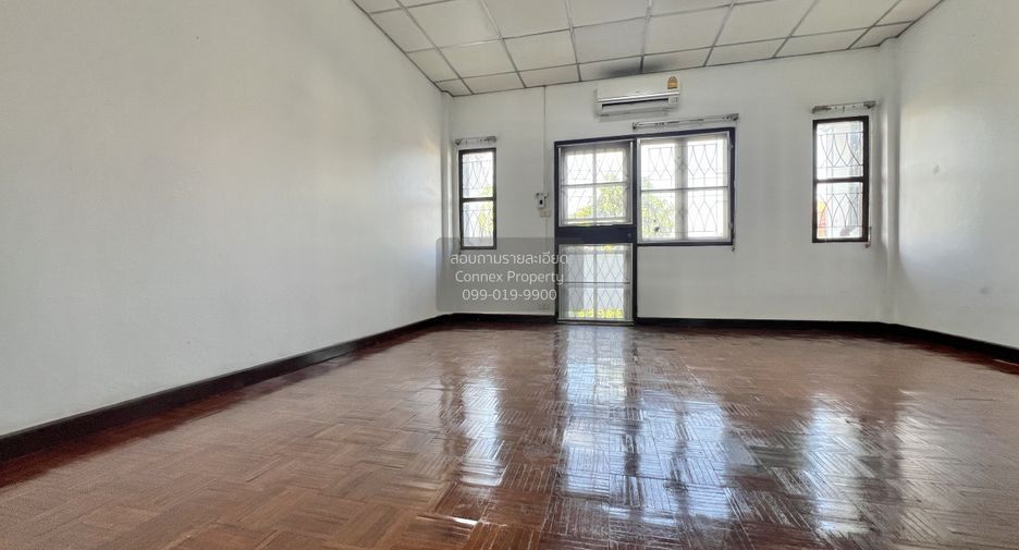 Reihenhaus zum Kauf mit 3 Zimmer in Bang Khen, Bangkok