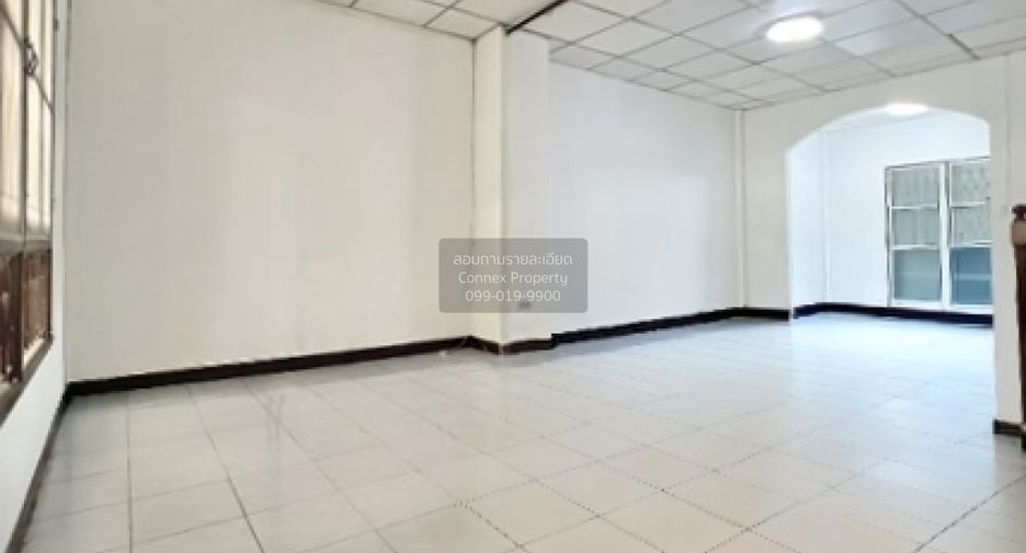Reihenhaus zum Kauf mit 3 Zimmer in Bang Khen, Bangkok