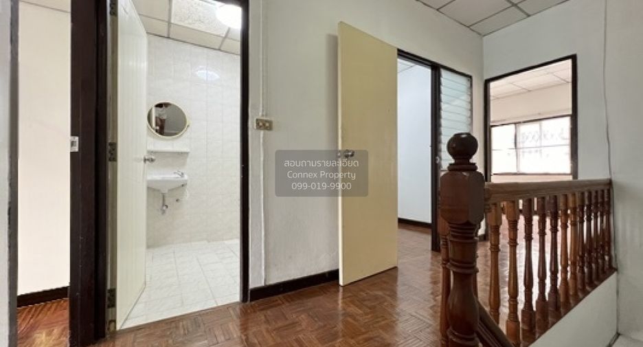 Reihenhaus zum Kauf mit 3 Zimmer in Bang Khen, Bangkok