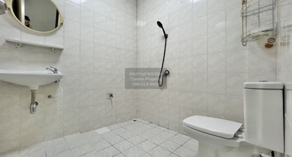 Reihenhaus zum Kauf mit 3 Zimmer in Bang Khen, Bangkok