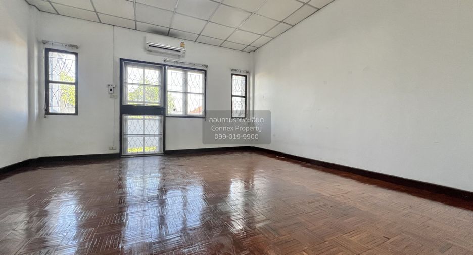 Reihenhaus zum Kauf mit 3 Zimmer in Bang Khen, Bangkok