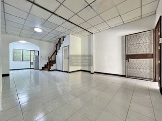 出售 3 卧室 联排别墅 在 Bang Khen, 曼谷
