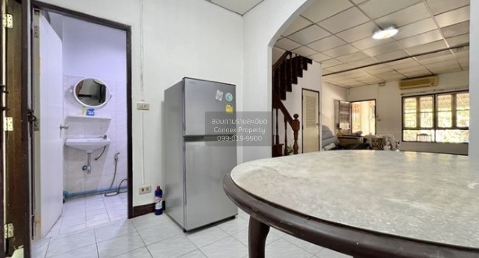 Reihenhaus zum Kauf mit 3 Zimmer in Bang Khen, Bangkok