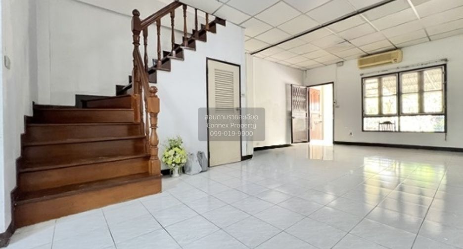 Reihenhaus zum Kauf mit 3 Zimmer in Bang Khen, Bangkok