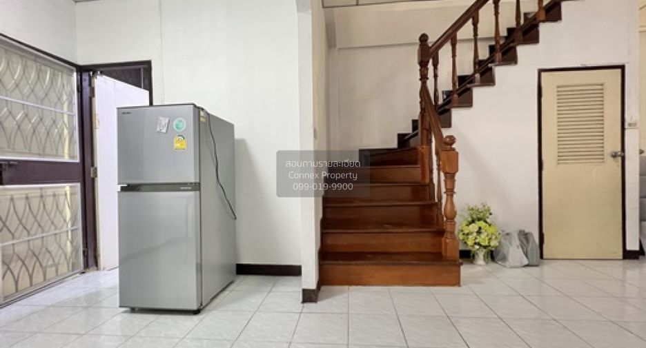 Reihenhaus zum Kauf mit 3 Zimmer in Bang Khen, Bangkok