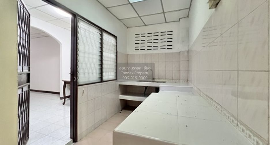 Reihenhaus zum Kauf mit 3 Zimmer in Bang Khen, Bangkok