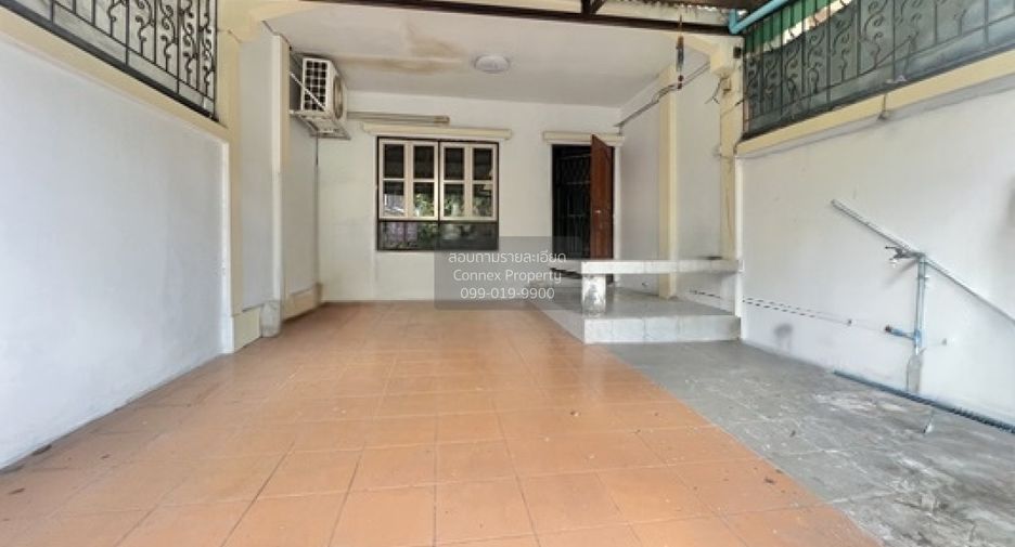 Reihenhaus zum Kauf mit 3 Zimmer in Bang Khen, Bangkok