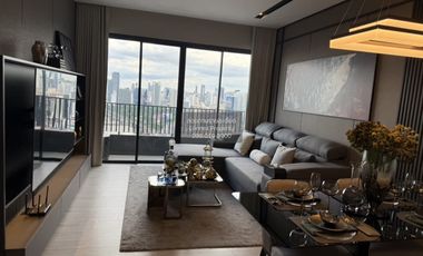 For sale 2 ベッドルーム condo in Ratchathewi, Bangkok