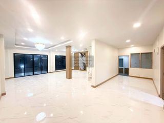 For sale 4 ベッドルーム house in Nong Khaem, Bangkok